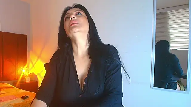 Snapshot of Zuzana21 chatting on 29, 9, 2025 Zuzana21 online show from 29, 9, 2025