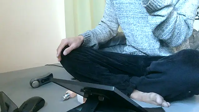 UKI06 online show from 21, 12, 2024