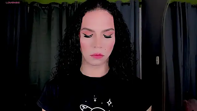 Snapshot of gatitavenecis chatting on 11, 2, 2025 gatitavenecis online show from 11, 2, 2025