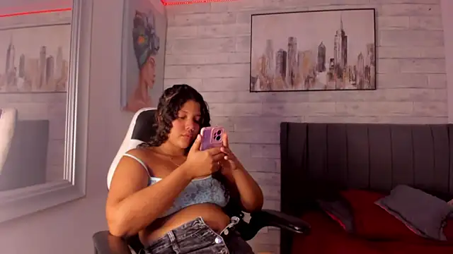 Niky lulo online show from 7, 12, 2024