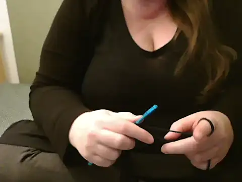 Snapshot of MarthaBriest chatting on 2, 1, 2025 MarthaBriest online show from 2, 1, 2025