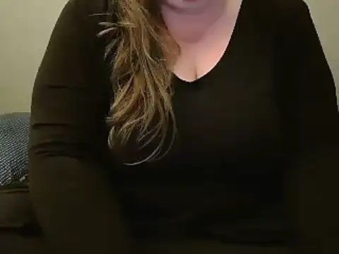 Snapshot of MarthaBriest chatting on 2, 1, 2025 MarthaBriest online show from 2, 1, 2025