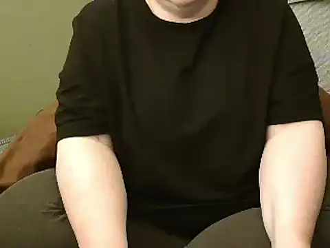 Snapshot of MarthaBriest chatting on 5, 1, 2025 MarthaBriest online show from 5, 1, 2025