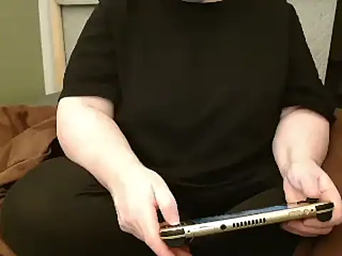 Snapshot of MarthaBriest chatting on 7, 1, 2025 MarthaBriest online show from 7, 1, 2025