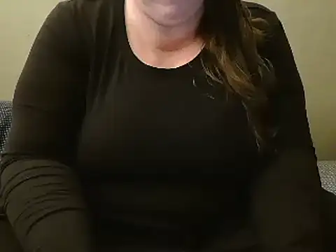 Snapshot of MarthaBriest chatting on 11, 1, 2025 MarthaBriest online show from 11, 1, 2025