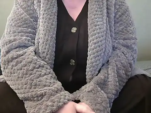 Snapshot of MarthaBriest chatting on 21, 3, 2025 MarthaBriest online show from 21, 3, 2025