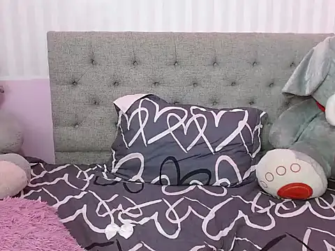 madisson smalltits online show from 10, 2, 2025