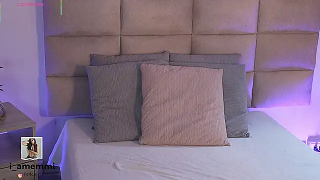 emma brooks1 online show from 22, 10, 2025