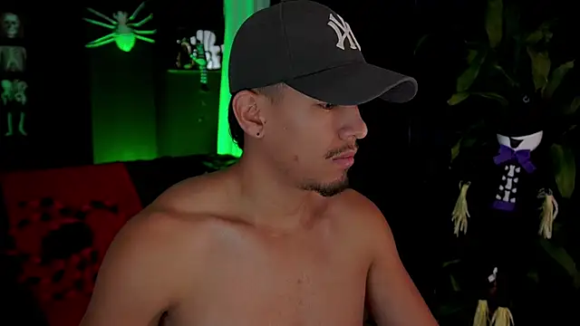 Aaronfox x online show from 20, 10, 2025