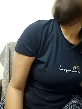 MIss-Naina online show from 2, 3, 2025