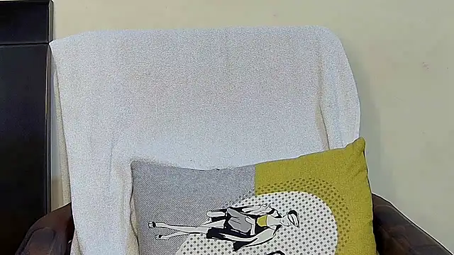 MIss-Naina online show from 7, 11, 2025