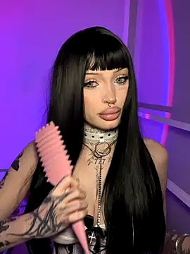 madelinexx online show from 11, 11, 2025