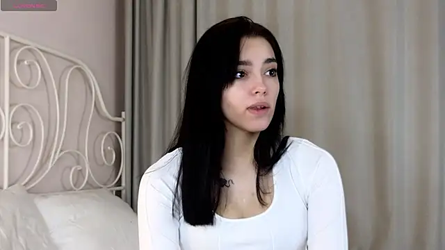 WildaBendell online show from 6, 3, 2025