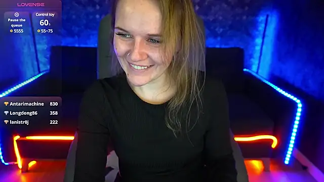 MaribelRiverr  online show from 2, 2, 2025