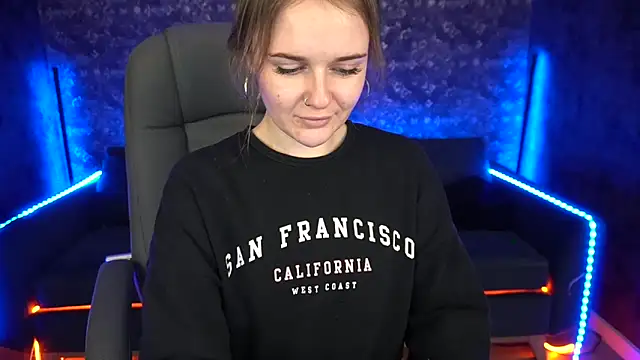 MaribelRiverr  online show from 10, 2, 2025