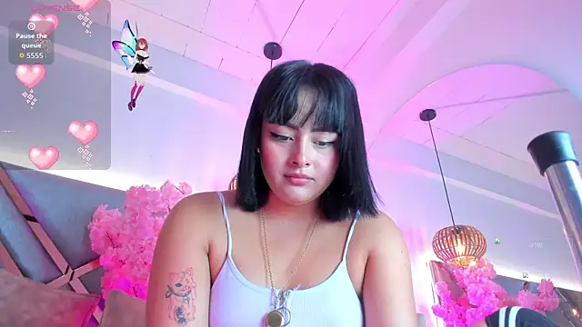 KimVelezz online show from 5, 12, 2025