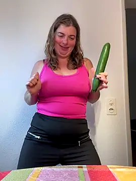 Lombada online show from 24, 9, 2025