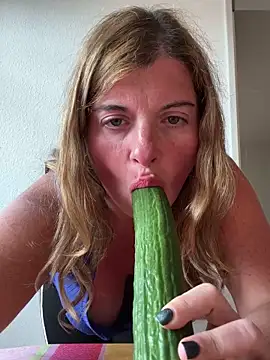 Lombada online show from 21, 10, 2025