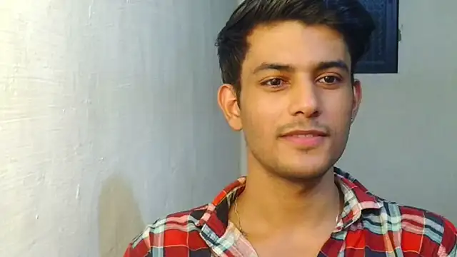 kingkartik7 online show from 3, 11, 2025