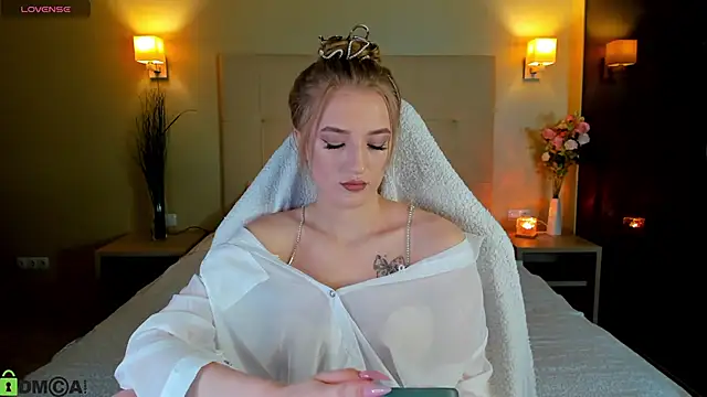 Stacy River online show from 18, 2, 2026