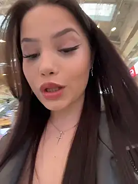 Chloe  Moon online show from 22, 4, 2026