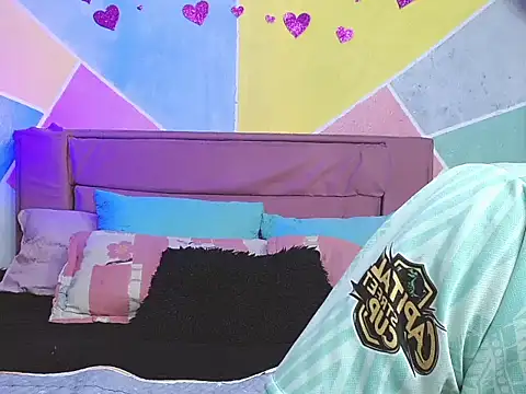 tylor boy online show from 16, 9, 2025