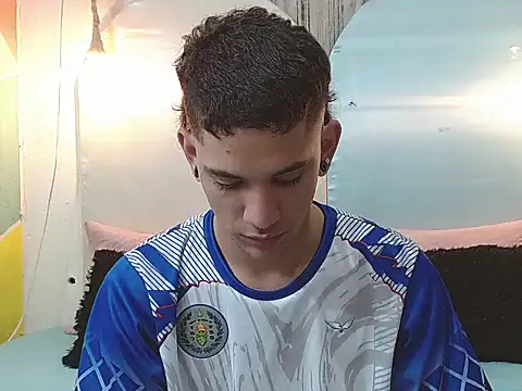 tylor boy online show from 3, 12, 2025