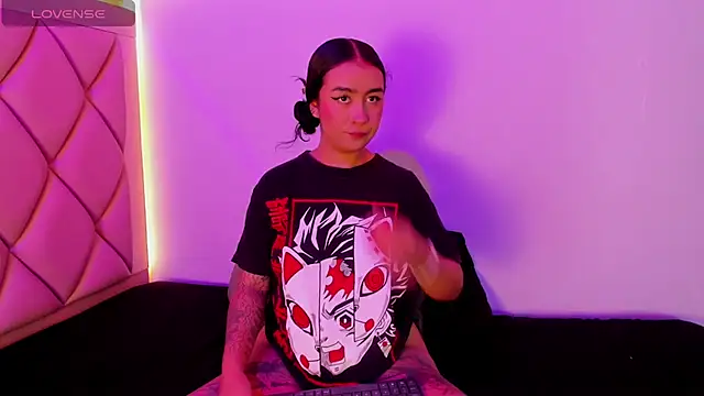 AntonellaQueenn online show from 1, 2, 2026