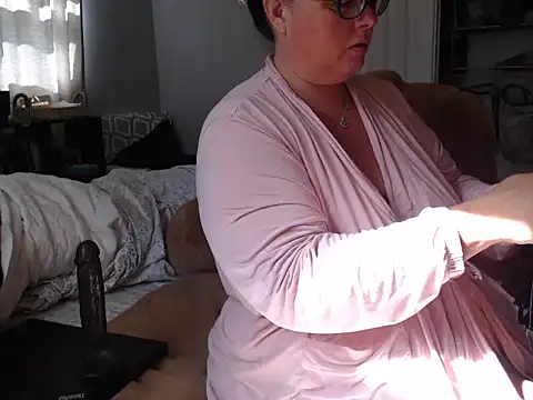 LauLauPAWG online show from 26, 9, 2025