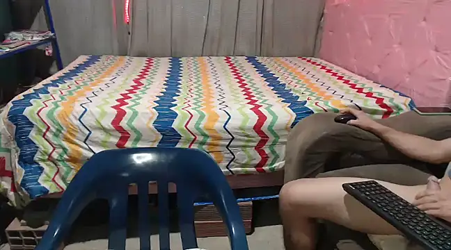 Snapshot of mom_son_dirty chatting on 14, 2, 2025 mom son dirty online show from 14, 2, 2025