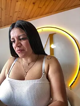 Milff parkerrr online show from 31, 1, 2025