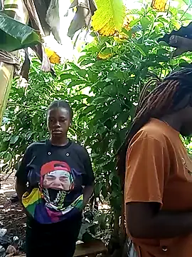 Black juicy24 online show from 10, 2, 2025