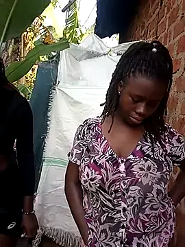 Black juicy24 online show from 28, 2, 2025