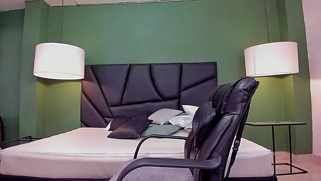 Matthew Dixonn online show from 19, 1, 2025