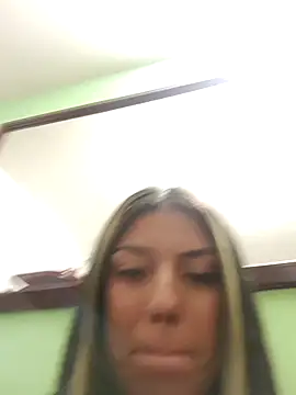 Snapshot of Sweel_Leyva18 chatting on 26, 1, 2025 Sweel Leyva18 online show from 26, 1, 2025