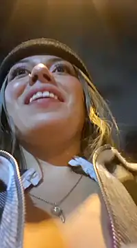 Snapshot of Sweel_Leyva18 chatting on 1, 2, 2025 Sweel Leyva18 online show from 1, 2, 2025