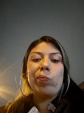 Snapshot of Sweel_Leyva18 chatting on 22, 3, 2025 Sweel Leyva18 online show from 22, 3, 2025