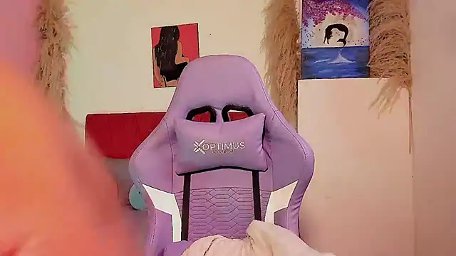 juli 2tyes online show from 12, 2, 2026