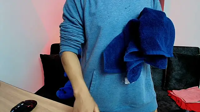 TinnaDawsom online show from 14, 2, 2025