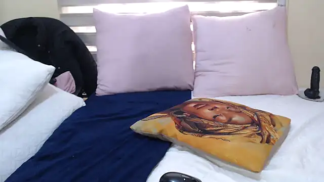 Foxybrownxx1 online show from 24, 5, 2026