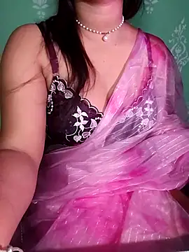 Snapshot of QueenOfHeart_07 chatting on 15, 10, 2025 QueenOfHeart 07 online show from 15, 10, 2025