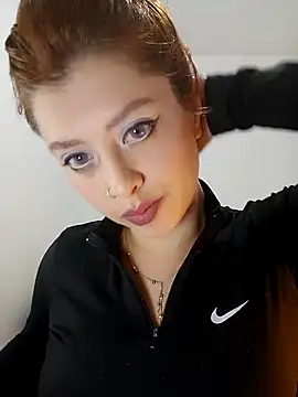 nix white online show from 12, 1, 2025