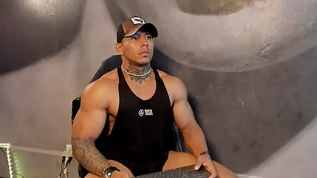 Snapshot of bradley_smith chatting on 8, 1, 2025 bradley smith online show from 8, 1, 2025