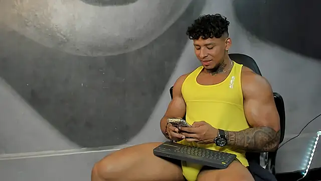Snapshot of bradley_smith chatting on 16, 1, 2025 bradley smith online show from 16, 1, 2025