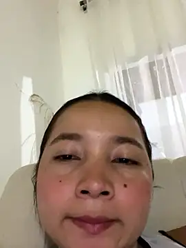 queen angelique online show from 8, 2, 2026