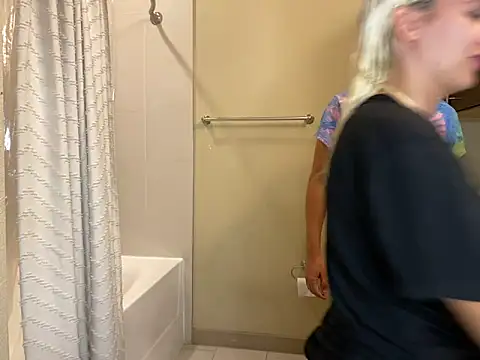 girlfriendmissy online show from 21, 9, 2025