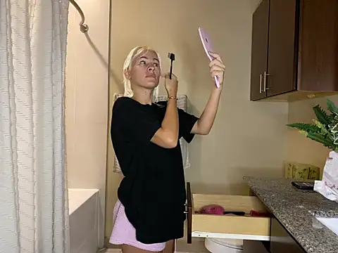 girlfriendmissy online show from 26, 9, 2025