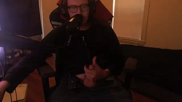 chicostick413 online show from 5, 10, 2025