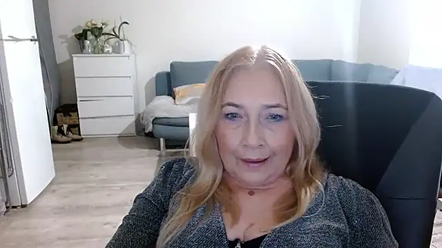 sofia xkiss online show from 22, 1, 2025