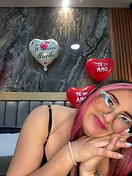 BellaPeers  online show from 15, 2, 2025